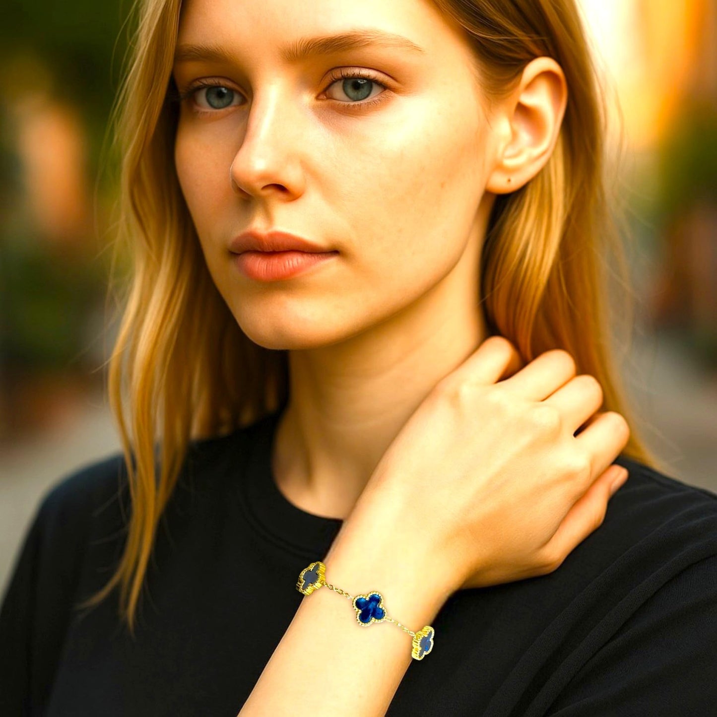 Four Leaf Clover Bracelet for Women – 18K Gold Plated 316L Stainless Steel, Double-Sided Mother of Pearl, Adjustable Lucky Charm Link Bracelet, Elegant Jewelry Gift for Her, Comes with gift Box.