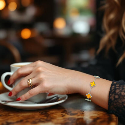 Four Leaf Clover Bracelet for Women – White Gold Plated 316L Stainless Steel, Double-Sided Mother of Pearl, Adjustable Lucky Charm Link Bracelet, Elegant Jewelry Gift for Her, Comes with gift Box.