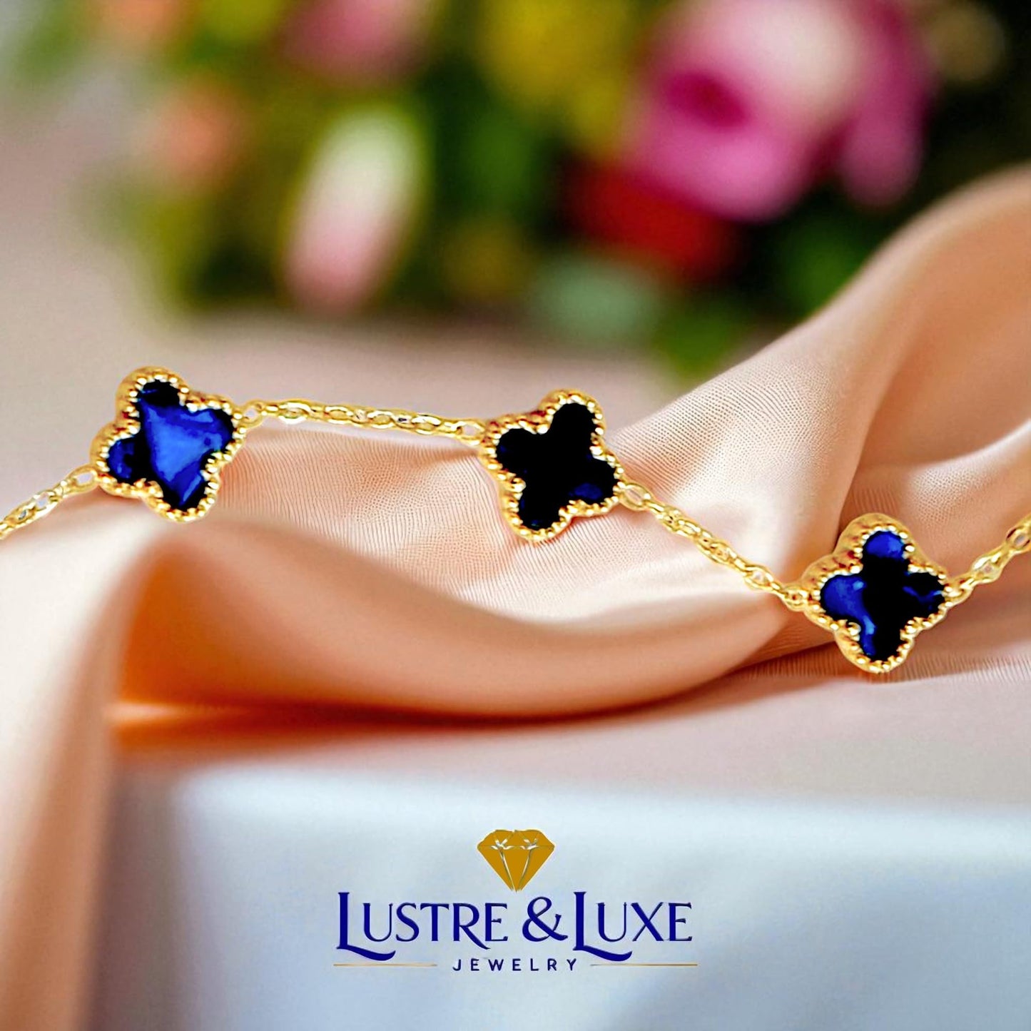 Four Leaf Clover Bracelet for Women - 18K Gold Plated 316L Stainless Steel, Double-Sided Mother of Pearl Charm, Adjustable Link Lucky Bracelet, Elegant Jewelry Gift for Her with Gift Box