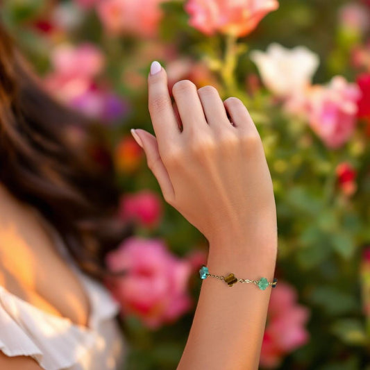 Clover Chakra Bracelet – Natural Stone Healing Jewelry – Gold Adjustable Bracelet