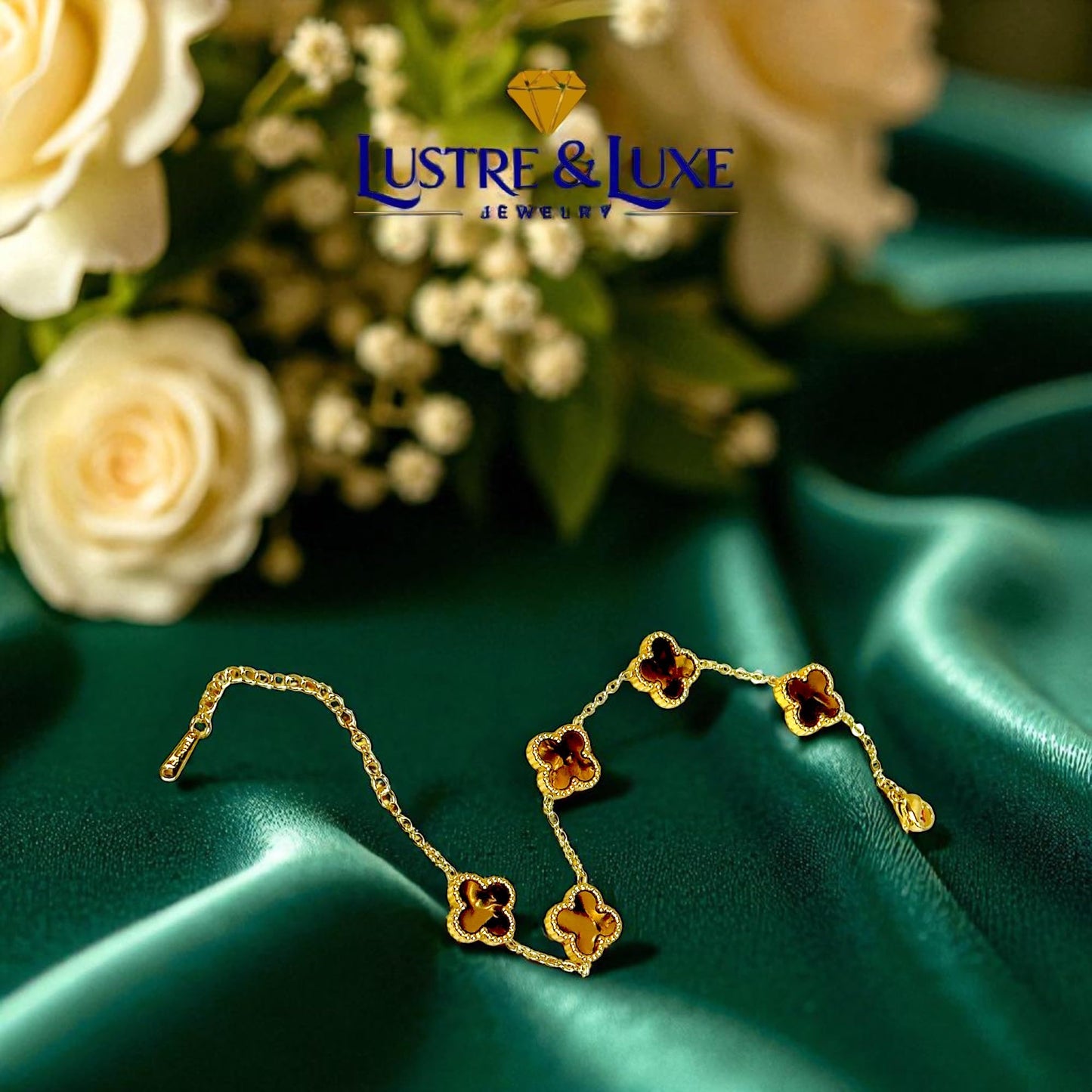 Four Leaf Clover Bracelet for Women – 18K Gold Plated 316L Stainless Steel, Double-Sided Mother of Pearl, Adjustable Lucky Charm Link Bracelet, Elegant Jewelry Gift for Her, Comes with gift Box.