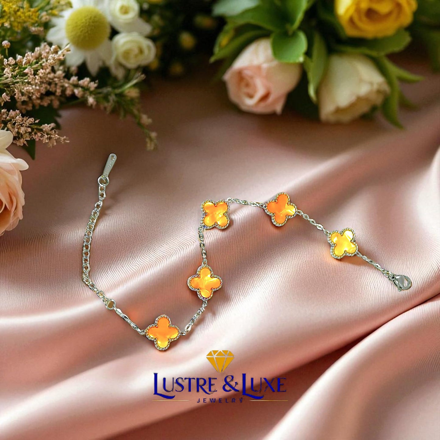 Four Leaf Clover Bracelet for Women – White Gold Plated 316L Stainless Steel, Double-Sided Mother of Pearl, Adjustable Lucky Charm Link Bracelet, Elegant Jewelry Gift for Her, Comes with gift Box.