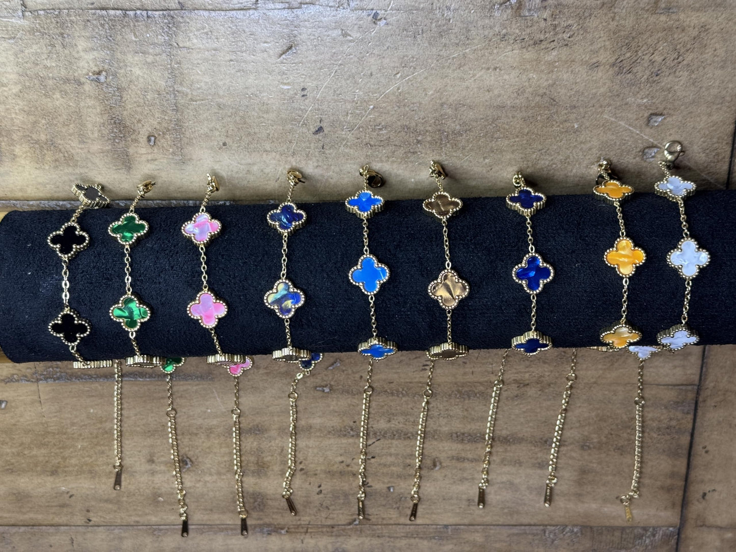 Four Leaf Lucky Clover Bracelet for Women, 18K Gold Plated Stainless Steel, Double Side Unique Mother Pearl Colors, Adjustable Link, Free Valentines Gift Box, Great Gift For Her.